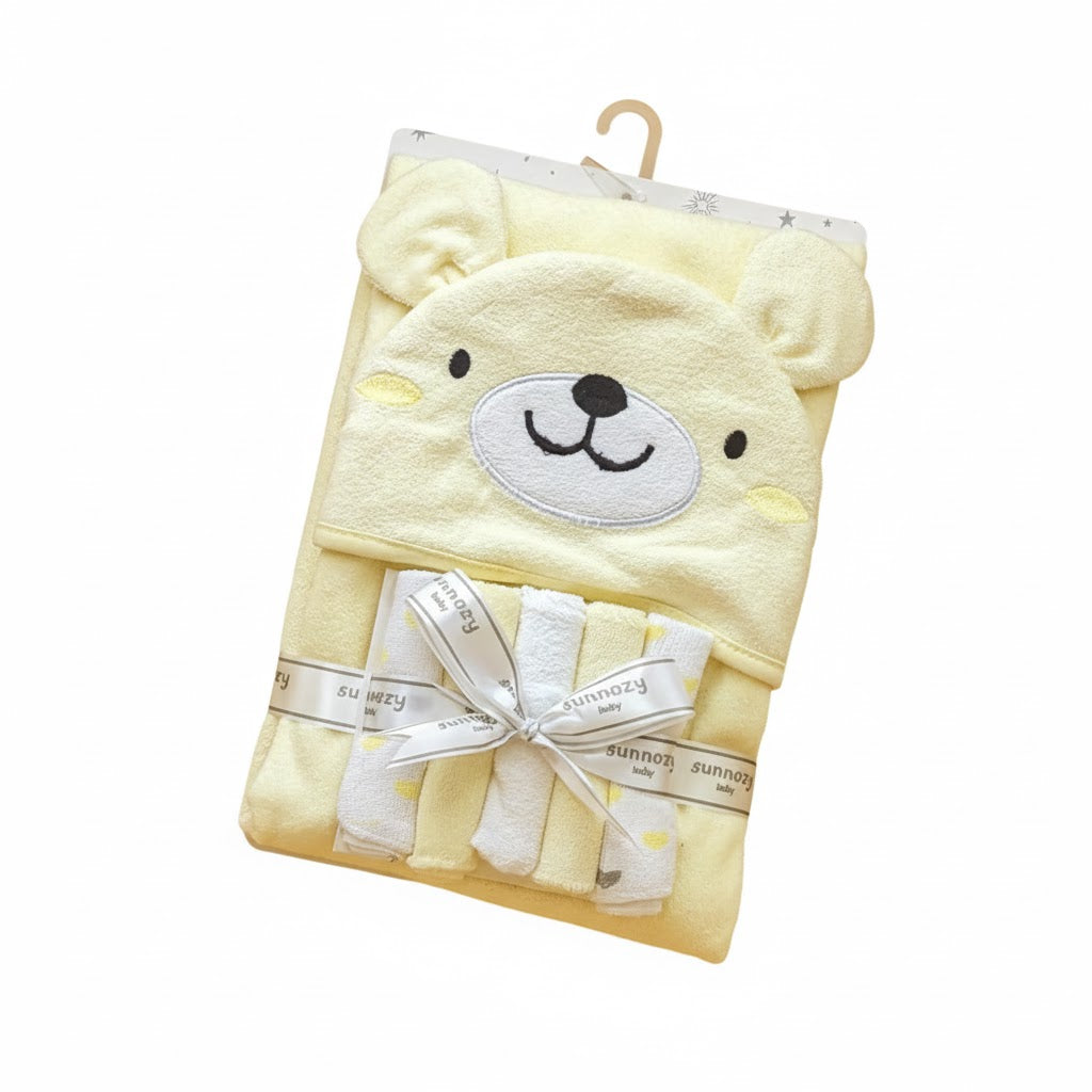 Hooded Bath Towel with 5 Pieces Face Towels | Smiling Bear Print